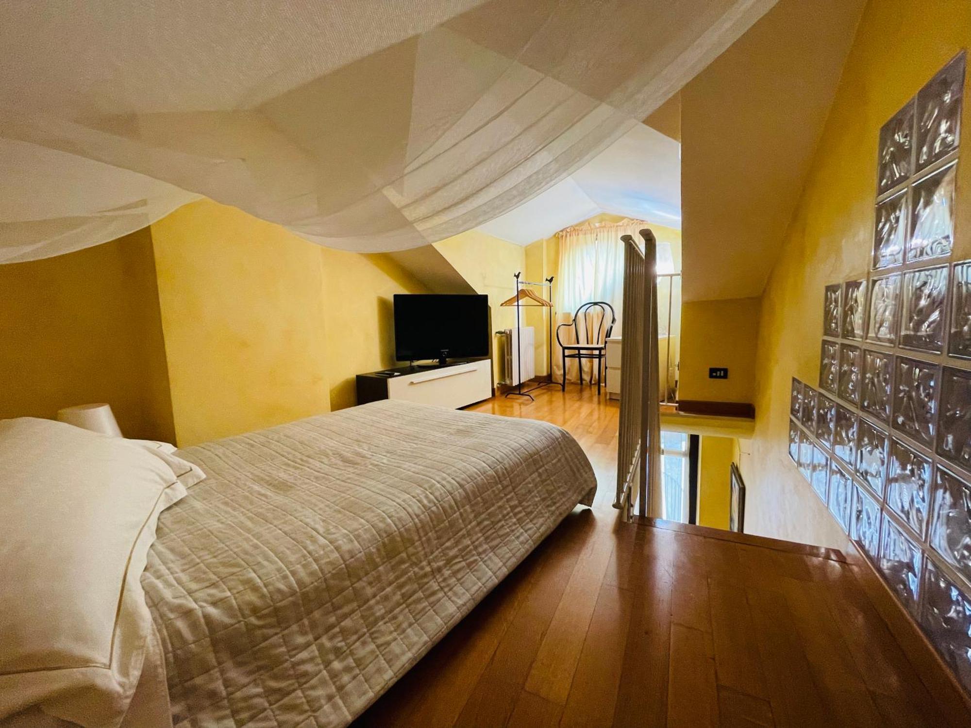 Casa Caroli, Charme E Comfort Nel Cuore Di Alba מראה חיצוני תמונה