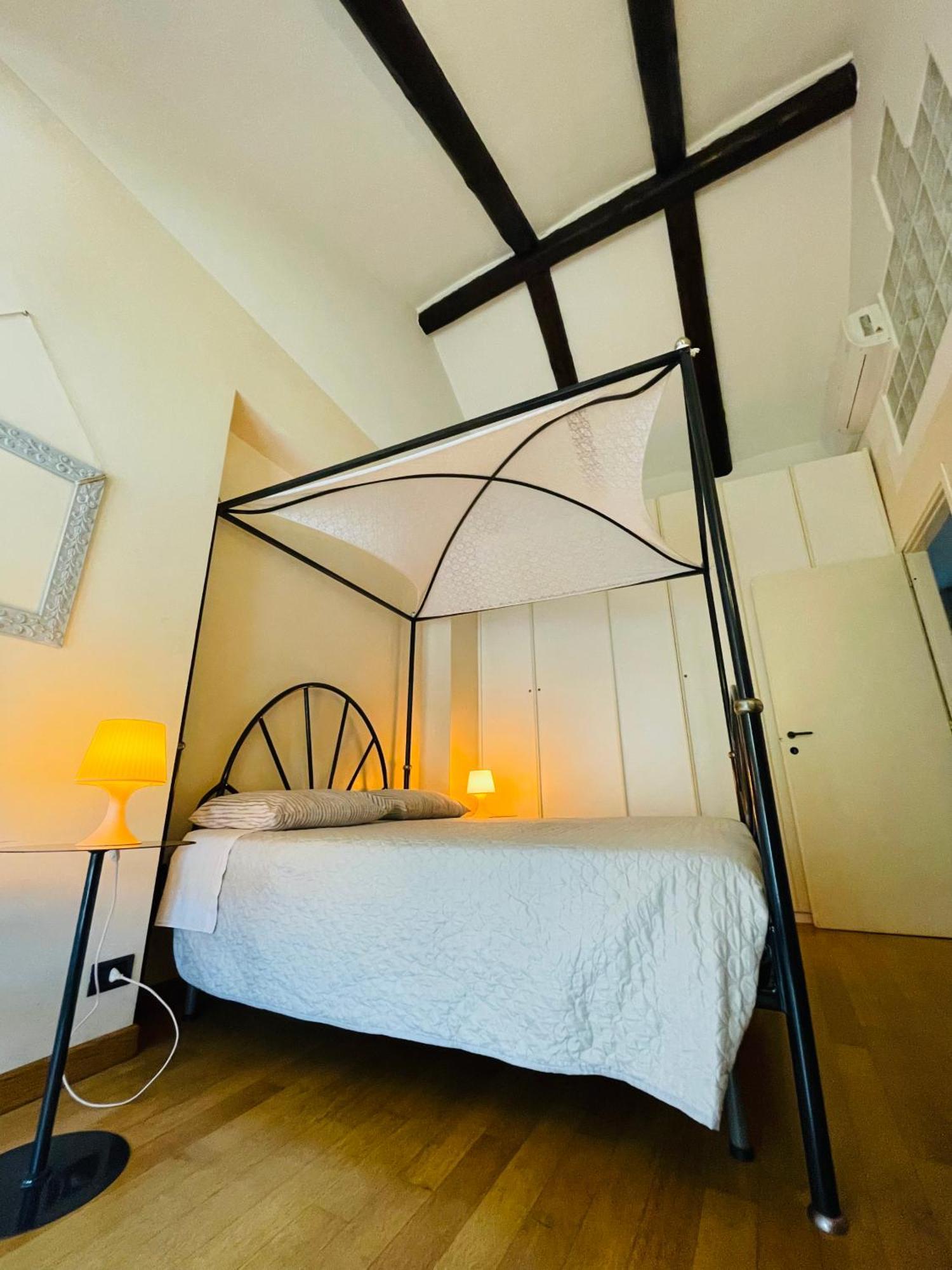 Casa Caroli, Charme E Comfort Nel Cuore Di Alba מראה חיצוני תמונה